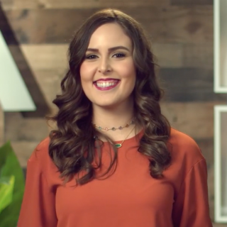 Fernanda Beach - Discover Portuguese